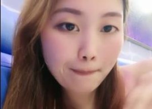 妹子和老公家里直播遭小人