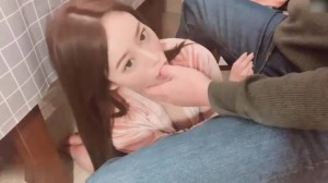 美艳的看着镜子里的自己被粉丝干的!